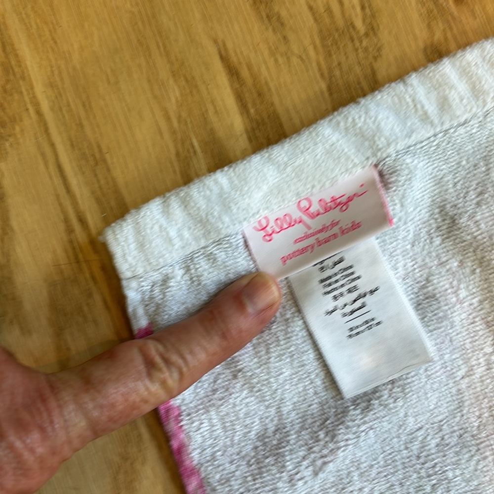 Pottery Barn Kids x Lilly Pulitzer Baby Hooded Towel - Picture 4 of 7